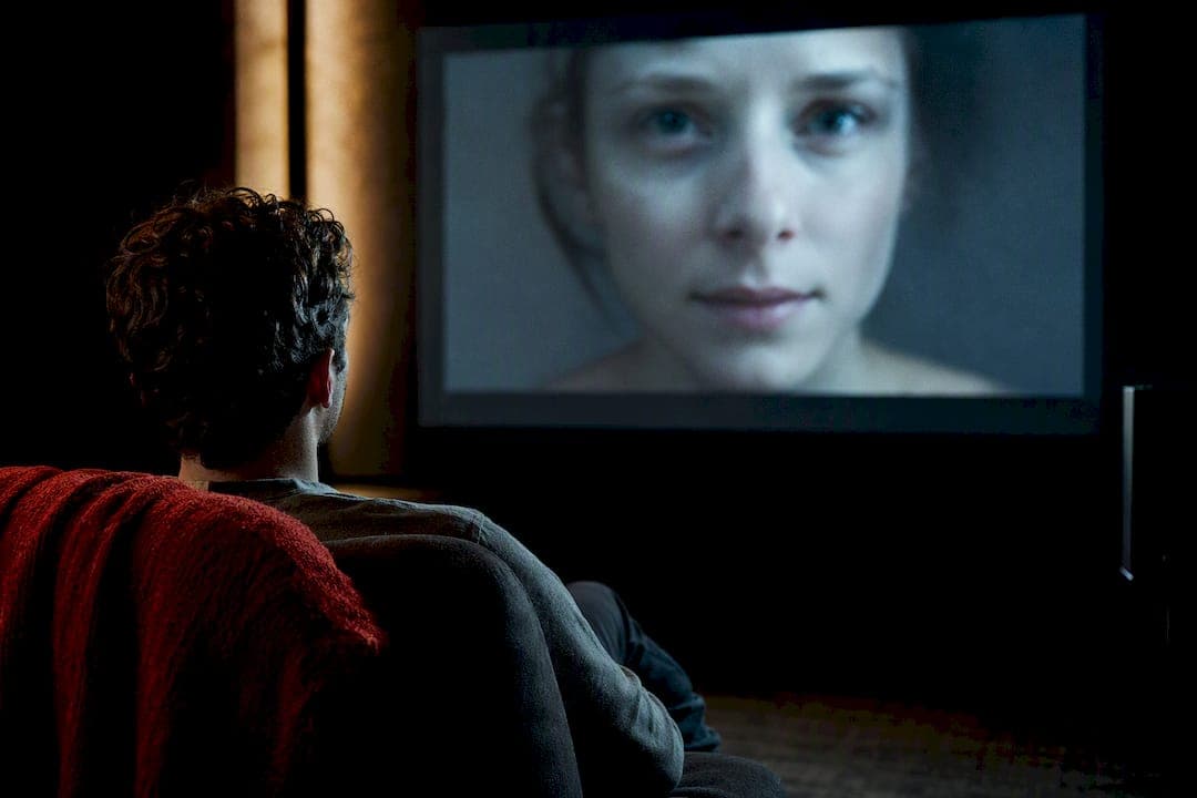 12 Technology Horror Picks Exposing AI Deception for UK Readers