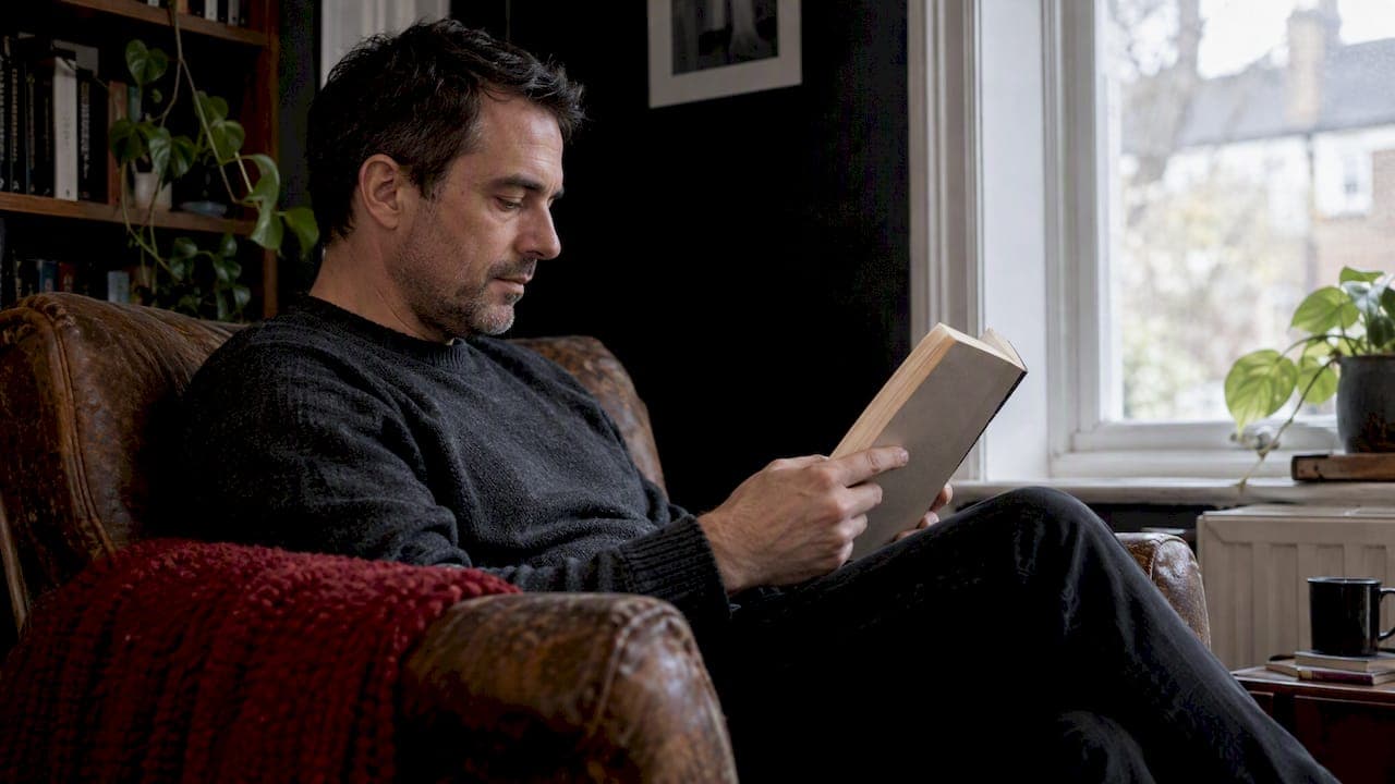 Slow Burn Horror Books: Mark’s Picks When the First Third Drags